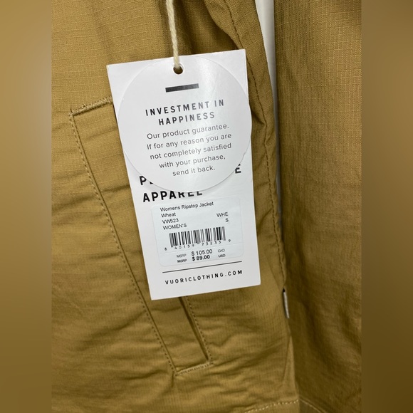 NWOT VUORI LADIES RIPSTOP JACKET SIZE SMALL IN WHEAT - Picture 3 of 4
